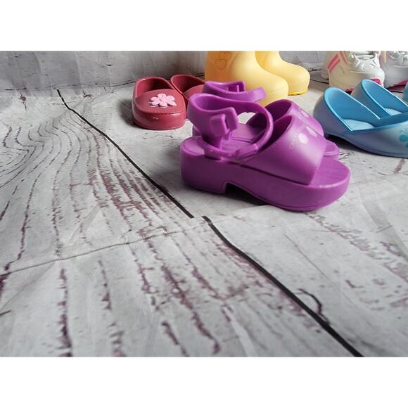 Lot 7 Pairs Shoes For 18in Dolls Battat Sandles Rain Boots Sneakers Flats - Picture 7 of 9